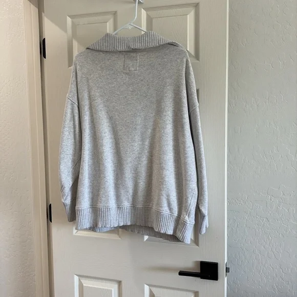 Aerie 1/4 zip | size M - Picture 3 of 6